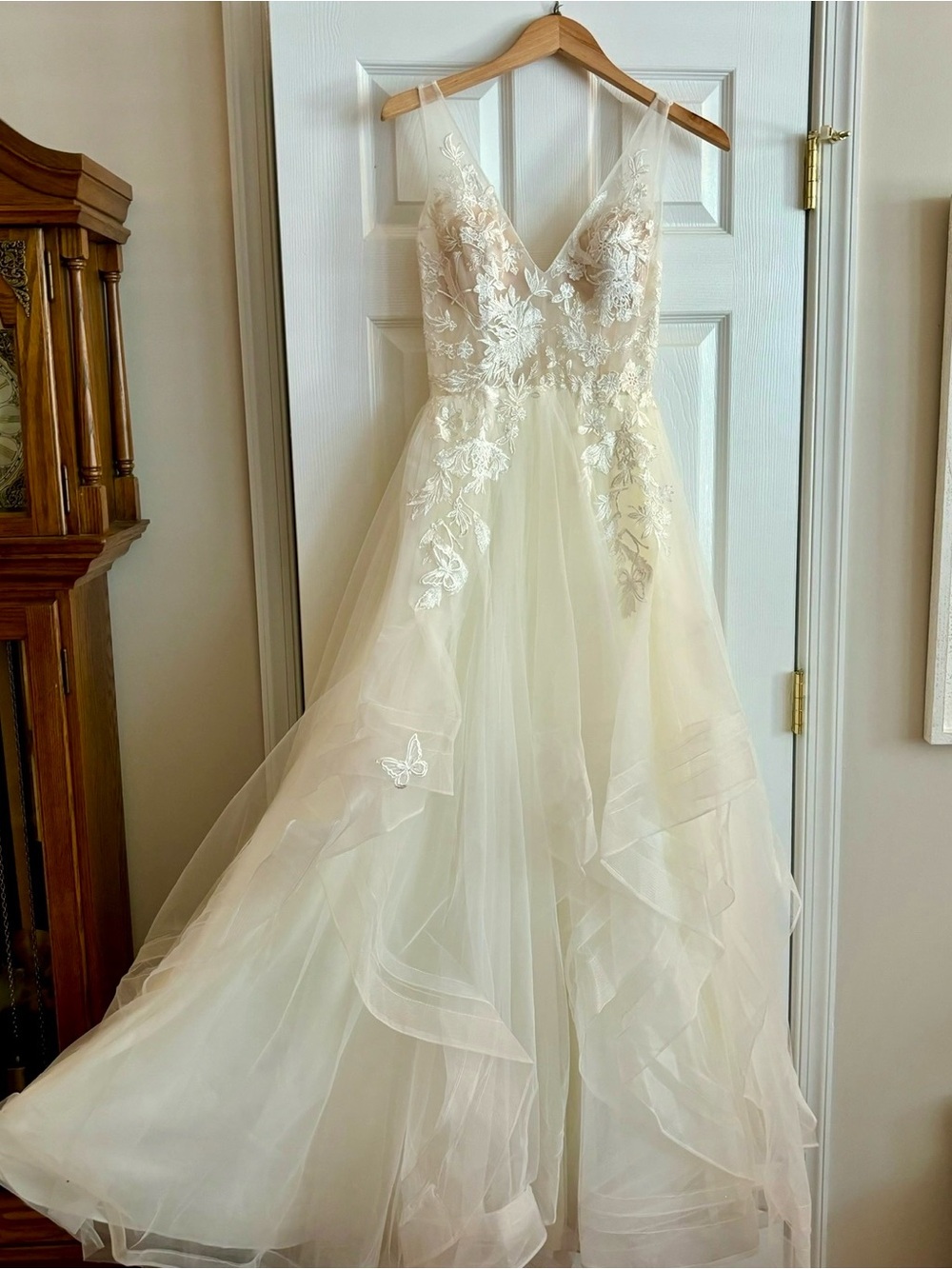 VOW’D Whimsical Romantic Lace Butterfly Applique V-Neck Tulle Ivory Wedding Gown